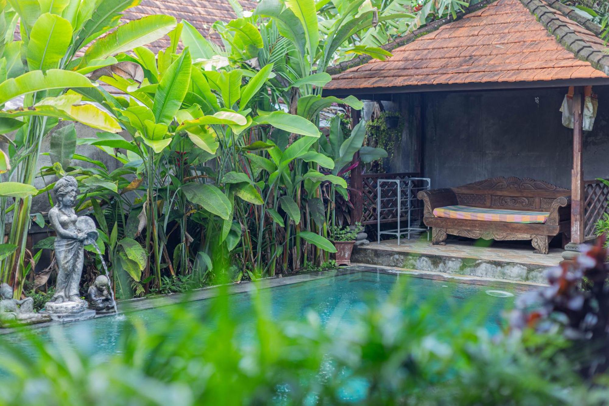 Sari Bamboo Bungalows Ubud  Phòng bức ảnh