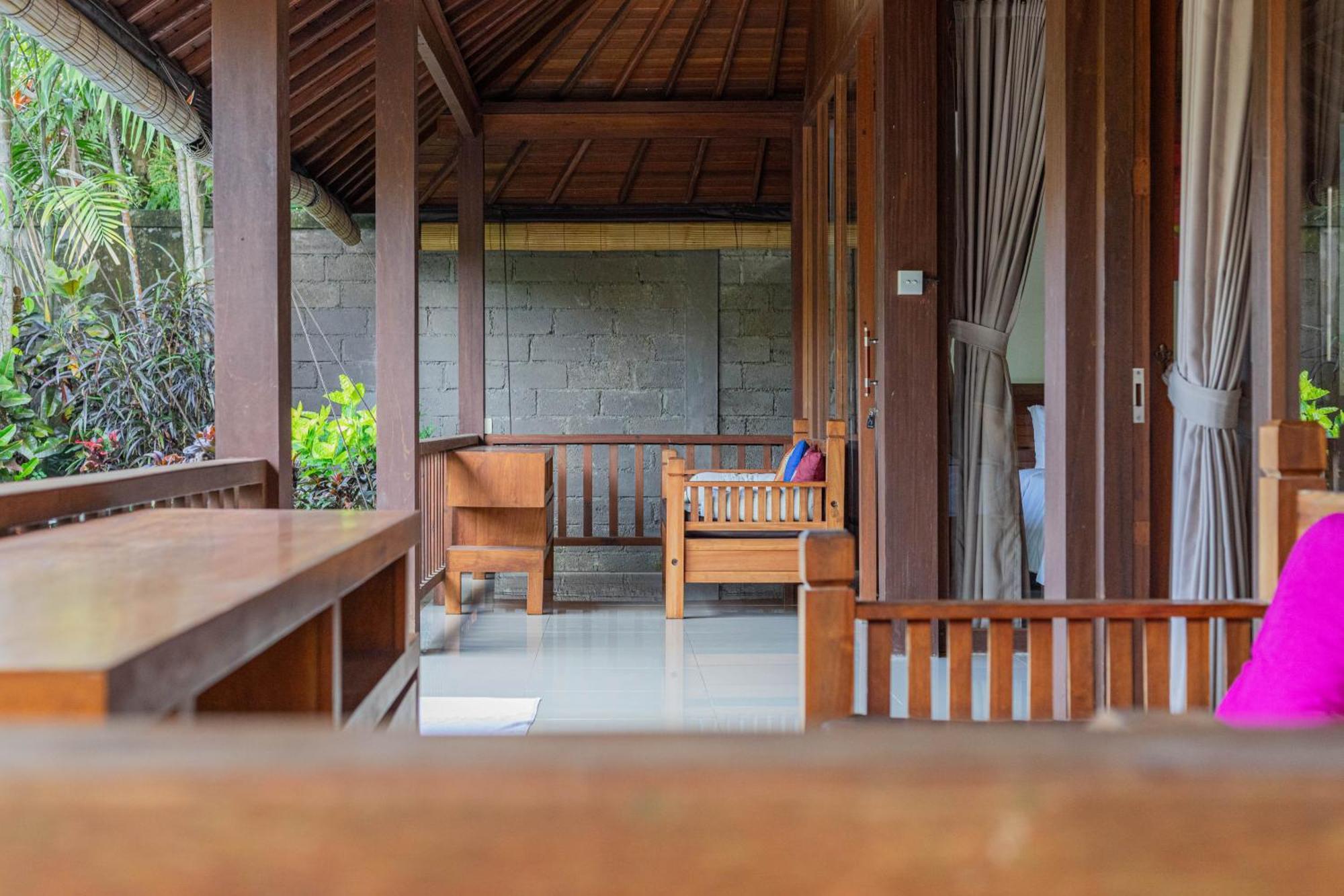 Sari Bamboo Bungalows Ubud  Phòng bức ảnh